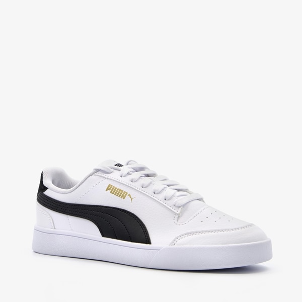 Een Puma-schoen. Puma