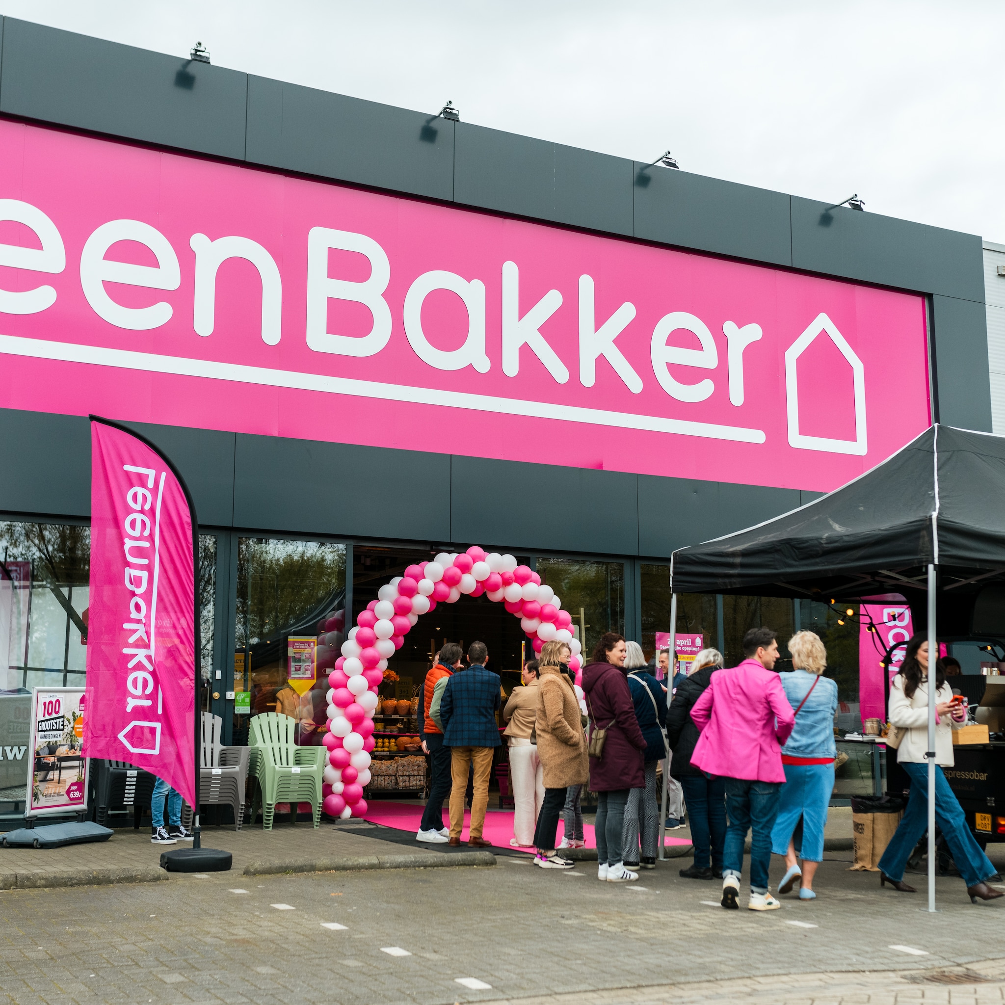 waarom het zo slecht gaat met leen bakker ze moeten het spel anders gaan spelen