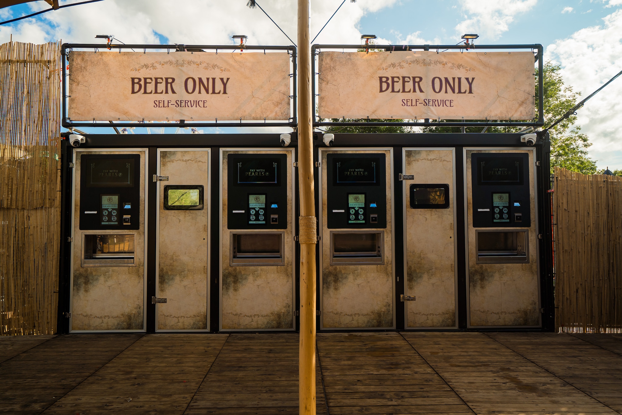 BeerMate op Tomorrowland ToetaV Productions