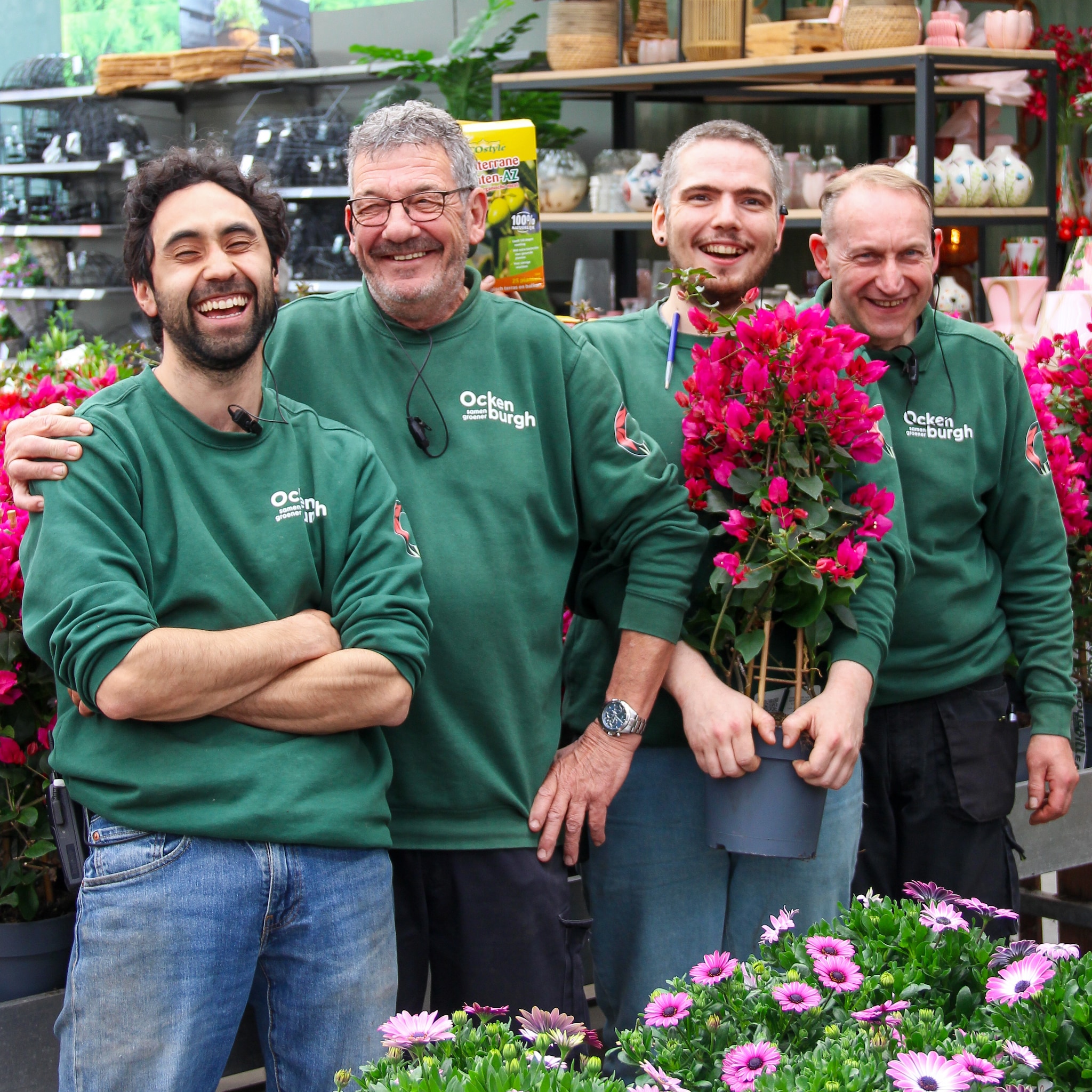 Medewerkers van Tuincentrum Ockenburgh in Den Haag eigen beeld