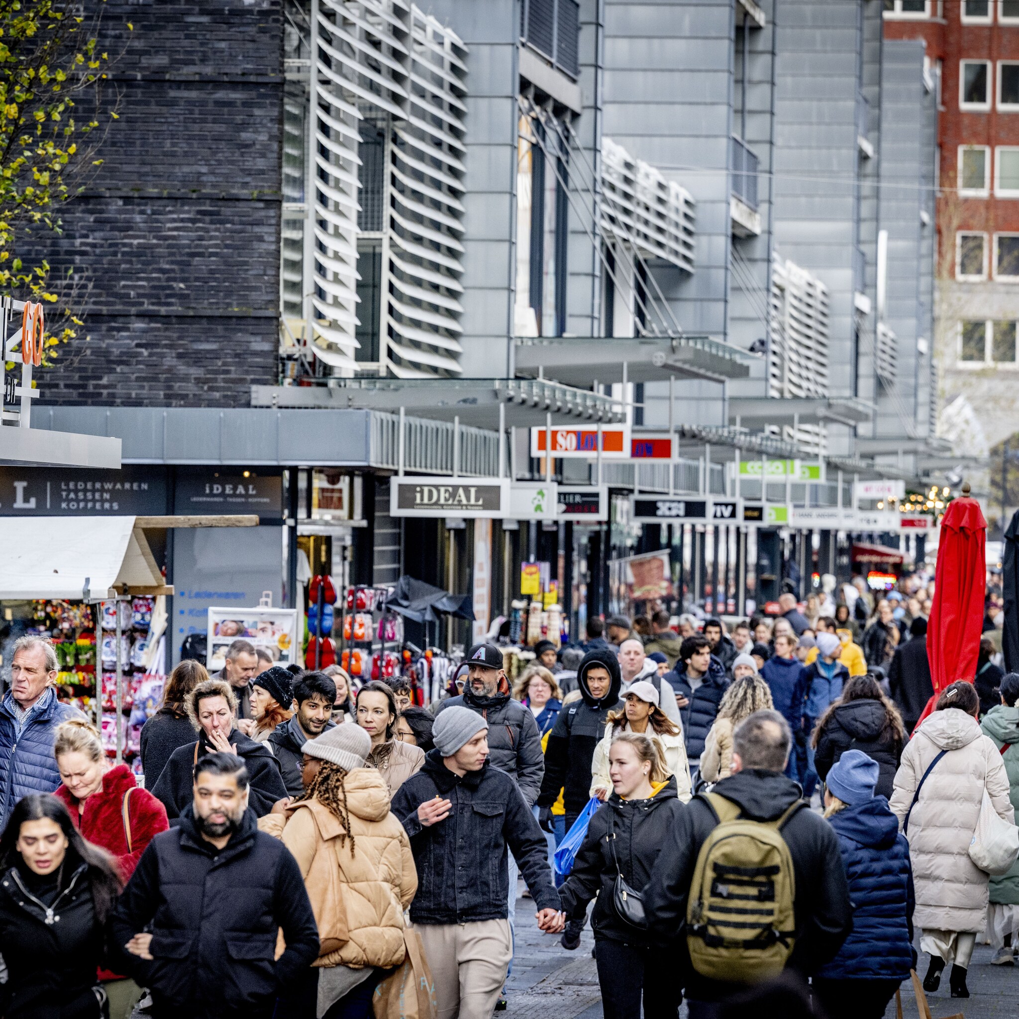 cijfers weer meer mensen in de winkelstraat toch ook meer leegstand