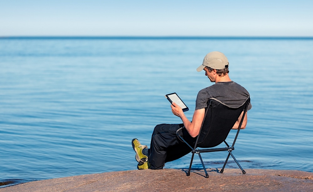 Deze boeken zijn volgens hoogleraar Cor Molenaar onmisbaar op vakantie. Shutterstock | Deze boeken zijn volgens hoogleraar Cor Molenaar onmisbaar op vakantie
