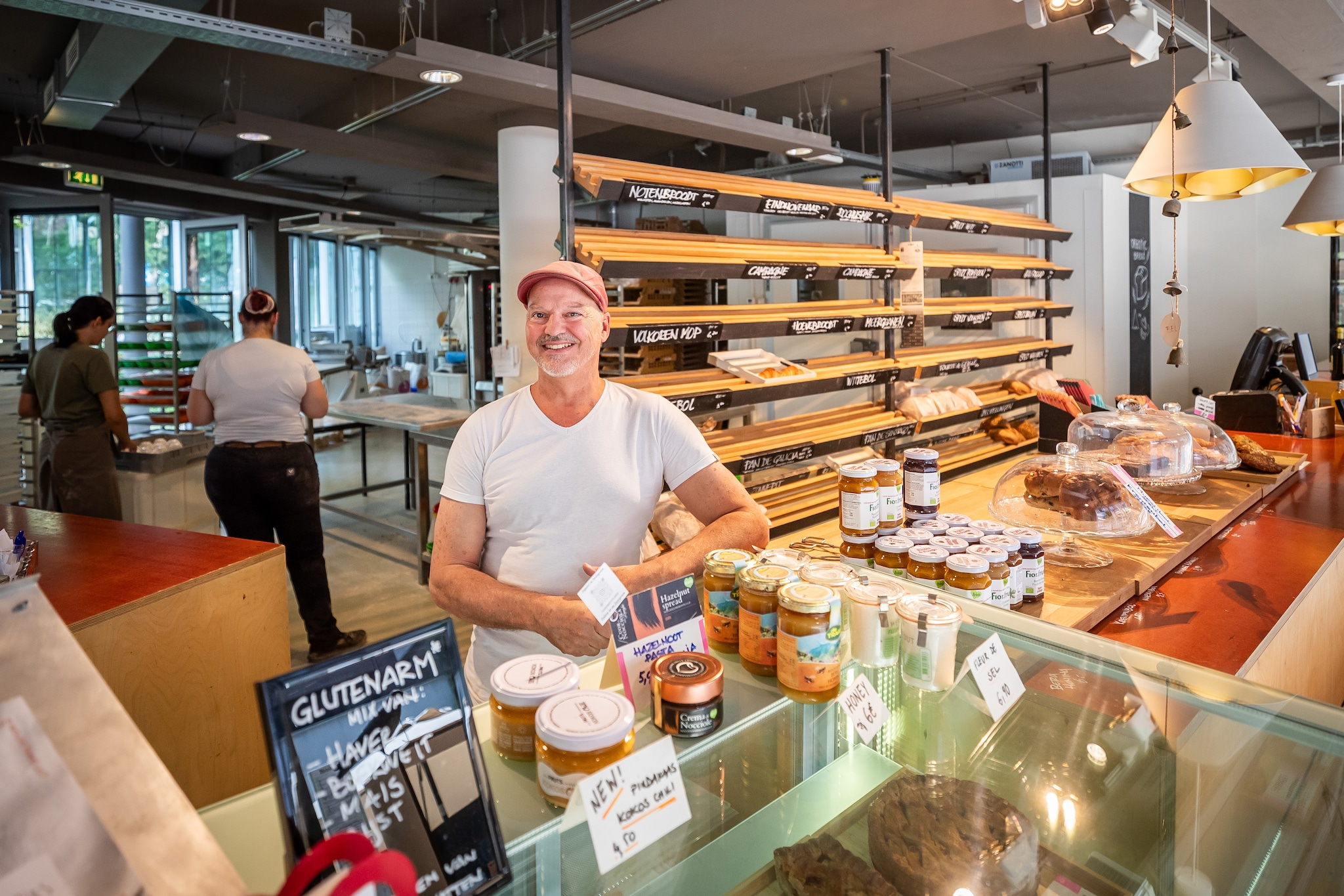 Dido van Klinken van Stadsbakkerij Broodt: ,,Ik vraag me bij alles wat ik extra wil doen af of het echt zin heeft.” Dido van Klinken van Stadsbakkerij Broodt: ,,Ik vraag me bij alles wat ik extra wil doen af of het echt zin heeft.”  Foto: Charlotte Verhagen/DCI Media
