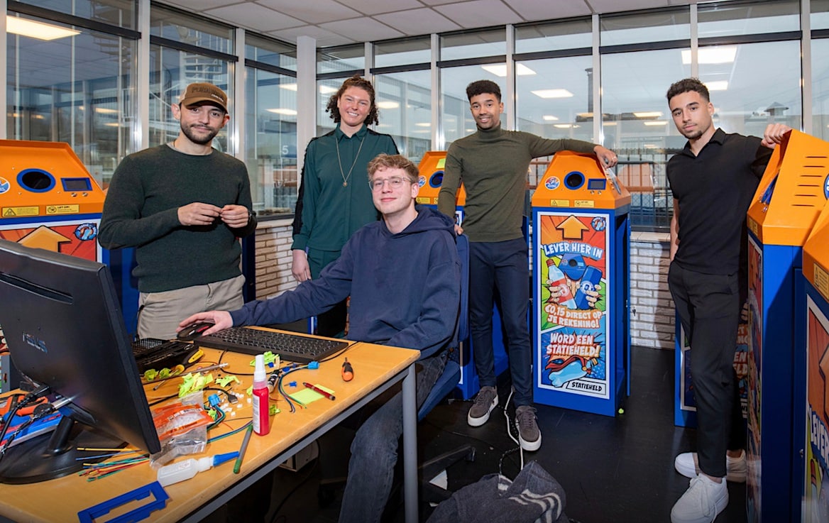 Het team van Statieheld, met tweede van links ceo Valerie van Zuijlen. Herman Stöver | Het team van Statieheld, met tweede van links ceo Valerie van Zuijlen.