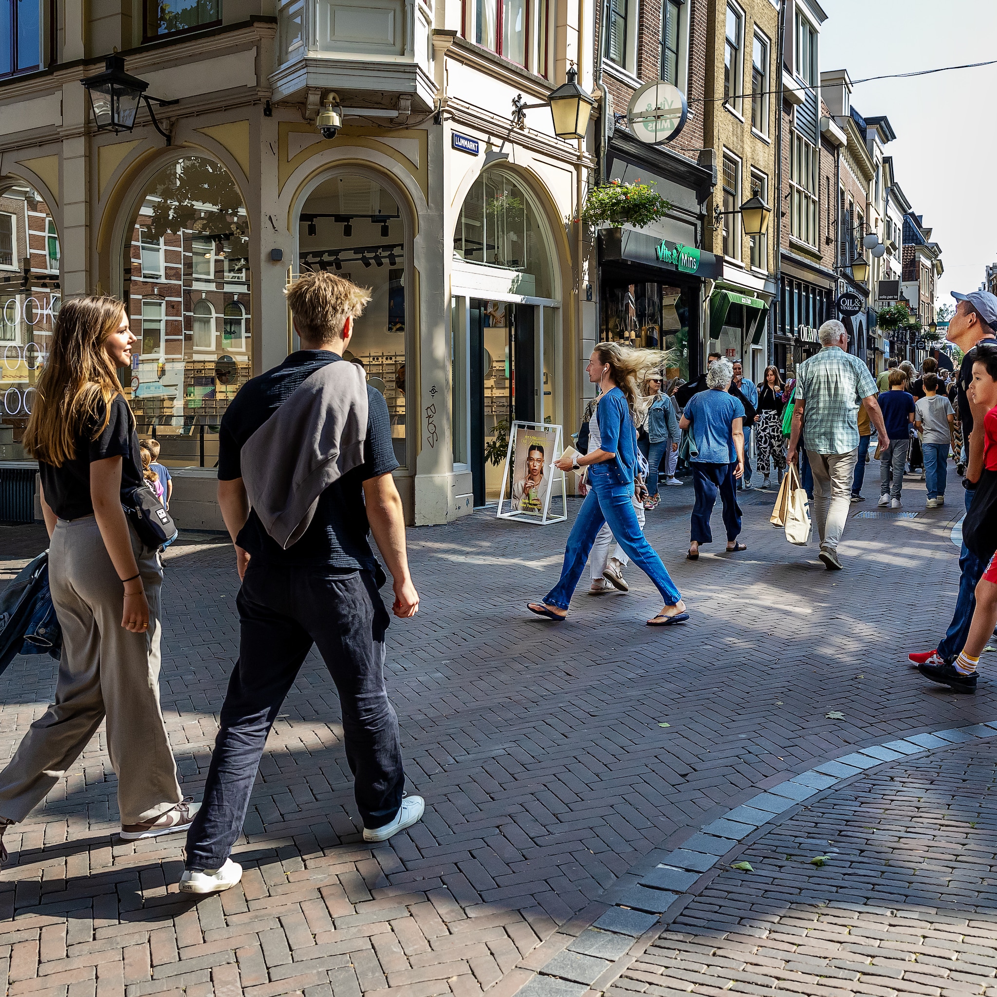 koop nu betaal later uitgesteld betalen in winkel geld klarna adyen