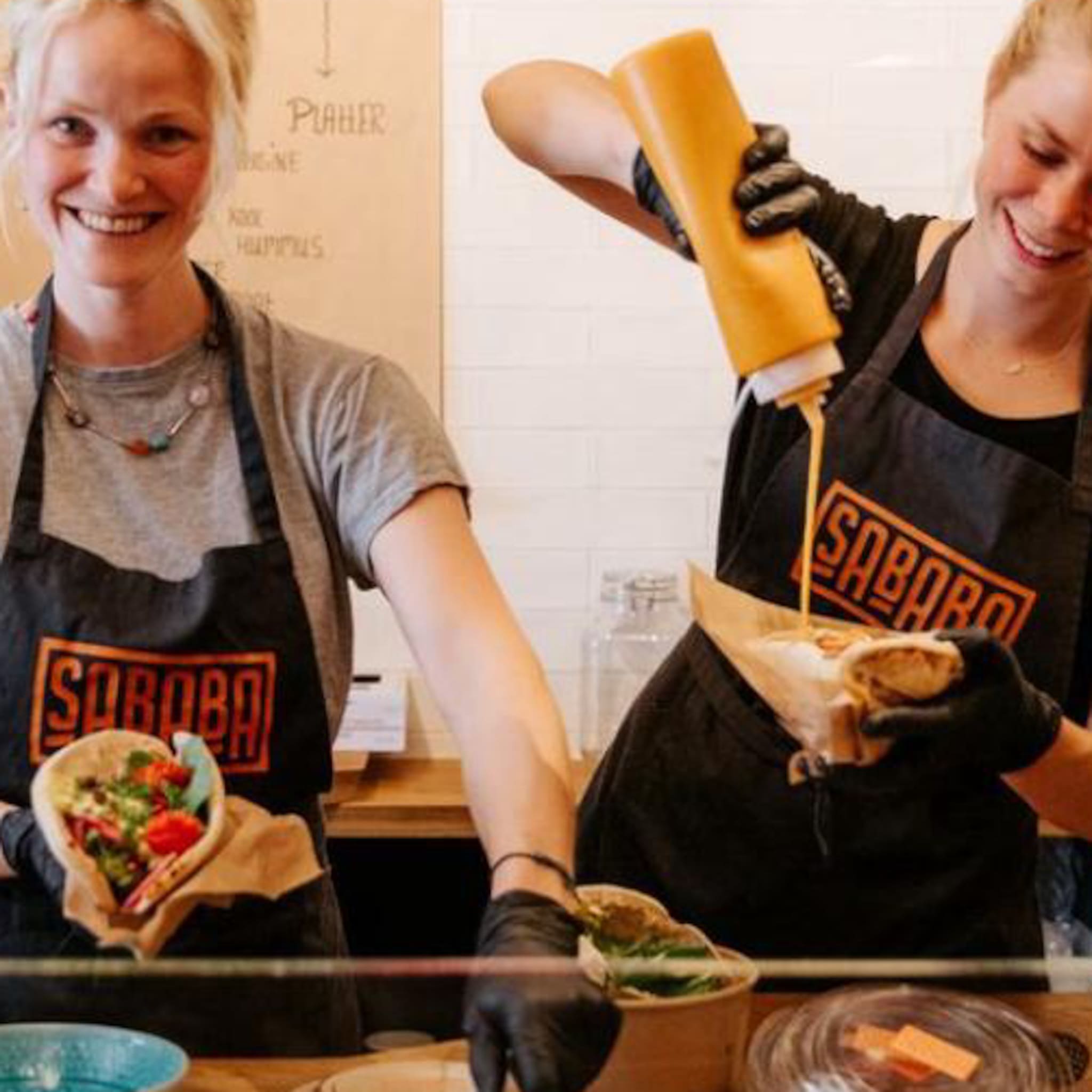 sababa amsterdam den haag fastfood midden oosten bob dolphijn crowdfunding