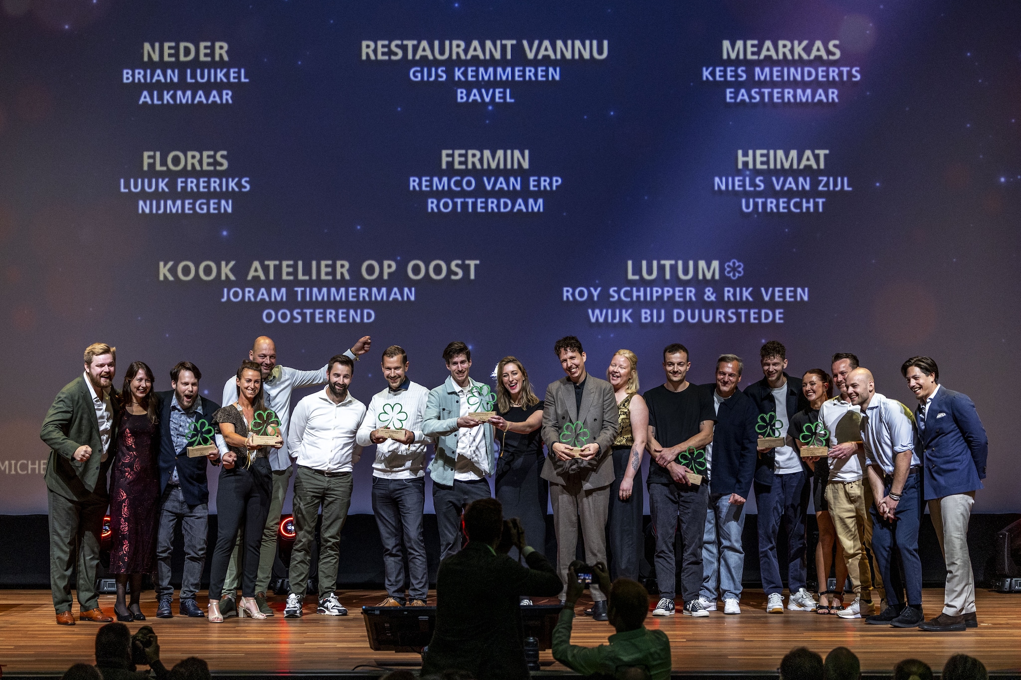 Alle winnaars van een Groene Ster tijdens de uitreiking van de Michelinsterren op de horecavakbeurs BBB. Ieder jaar worden de sterren uitgereikt aan restaurants die van de inspecteurs een hoge waardering hebben. Foto: ANP