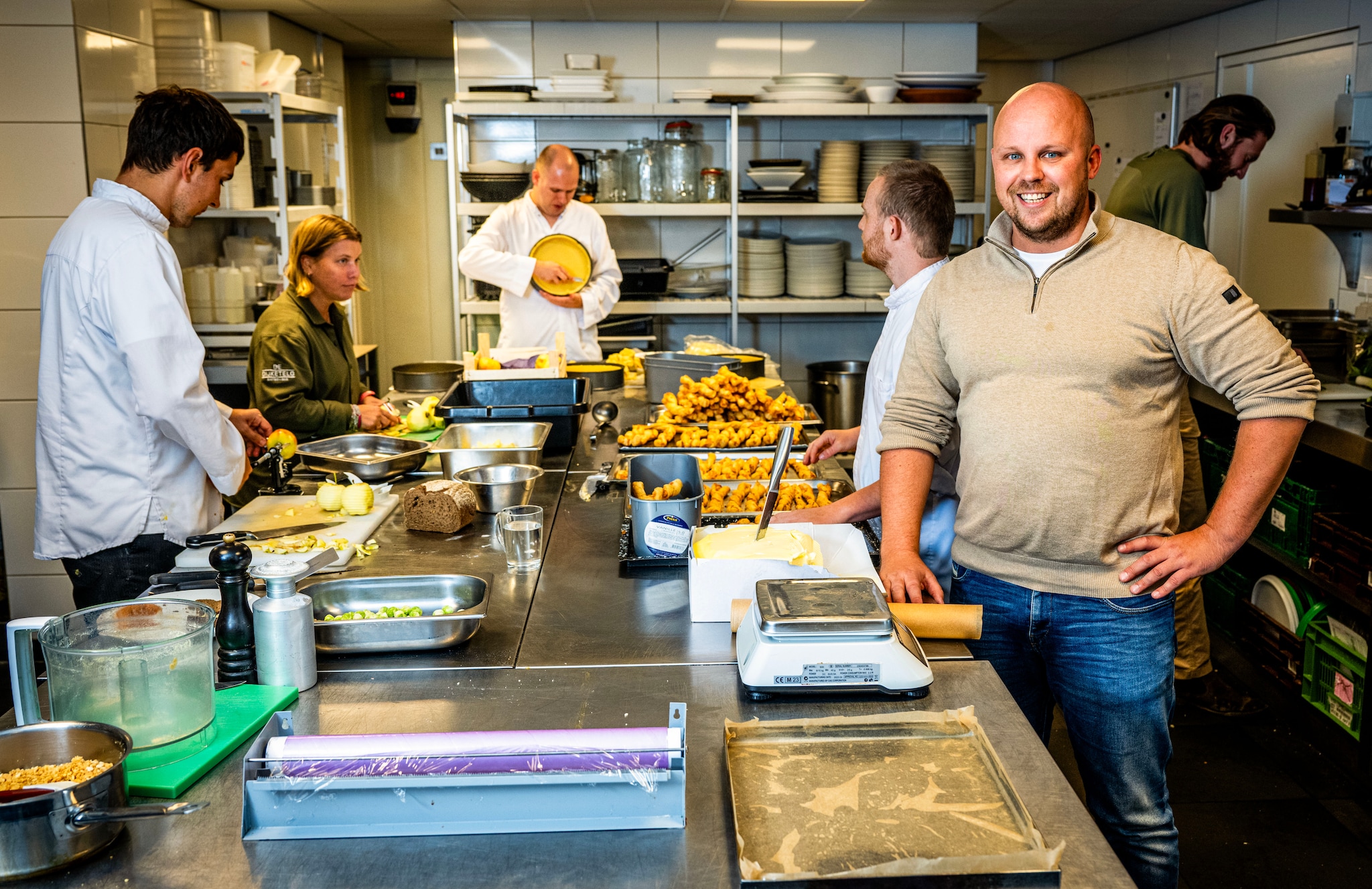 Don Janmaat heeft een jaar geleden Restaurant De Dijketelg Bistro &amp; Bar overgenomen Don Janmaat heeft een jaar geleden Restaurant De Dijketelg Bistro &amp; Bar overgenomen. Foto: Frank de Roo