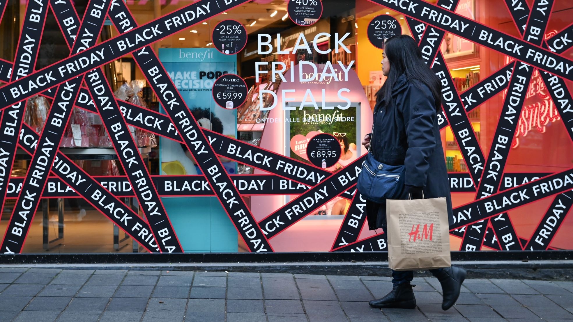 Winkelen tijdens Black Friday in Rotterdam. Winkelen tijdens Black Friday in Rotterdam. Foto: ANP