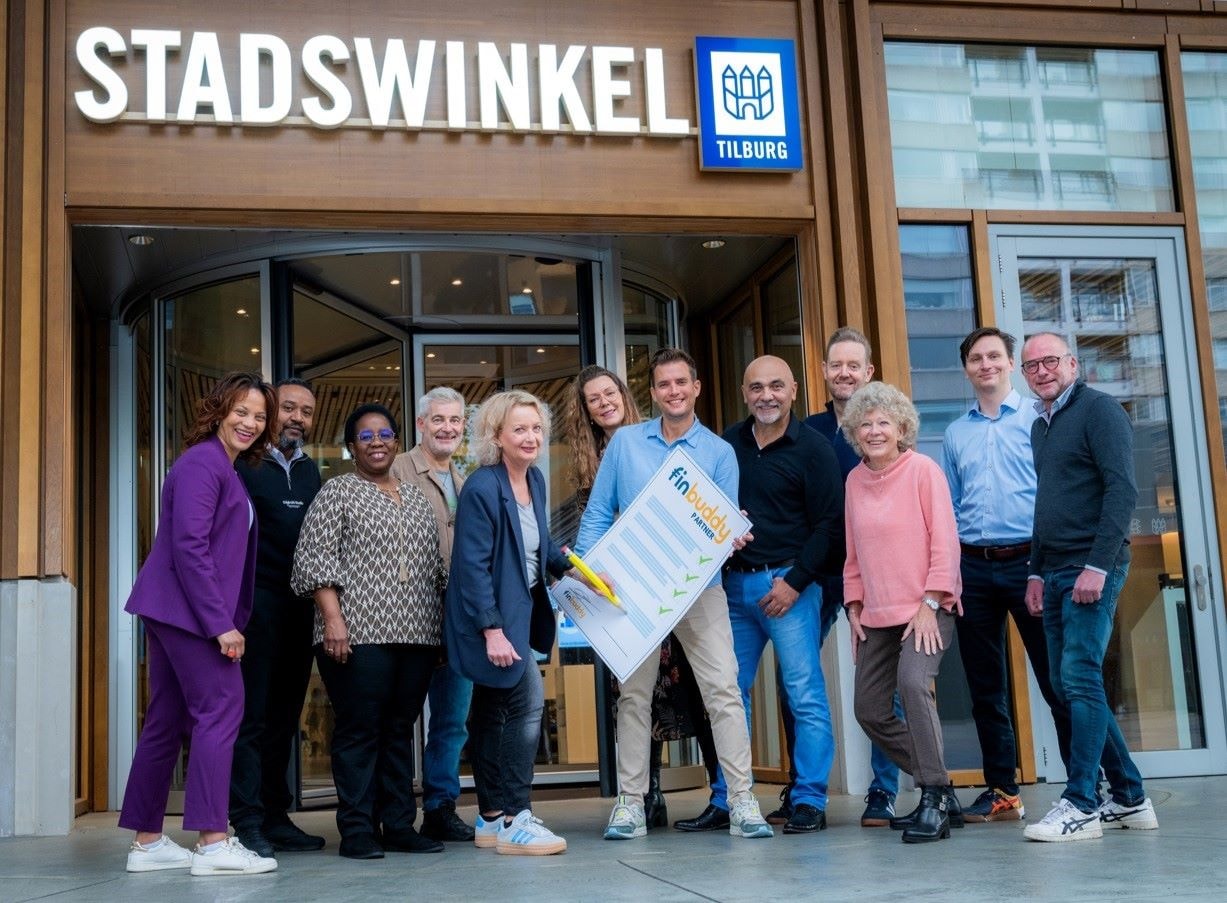 De aftrap van de FinBuddy-samenwerking met de gemeente Tilburg. De aftrap van de FinBuddy-samenwerking met de gemeente Tilburg. Foto: FinBuddy