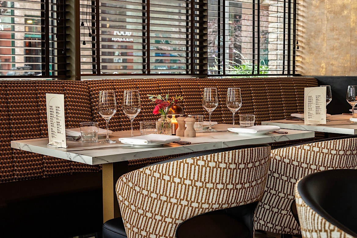 Interieur Le Petit Restaurant. Le Petit Restaurant