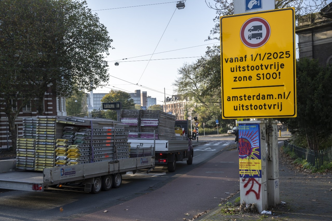 De zero-emissiezone komt er aan. Per 1 januari 2025 in zo'n 30 steden. Foto: ANP