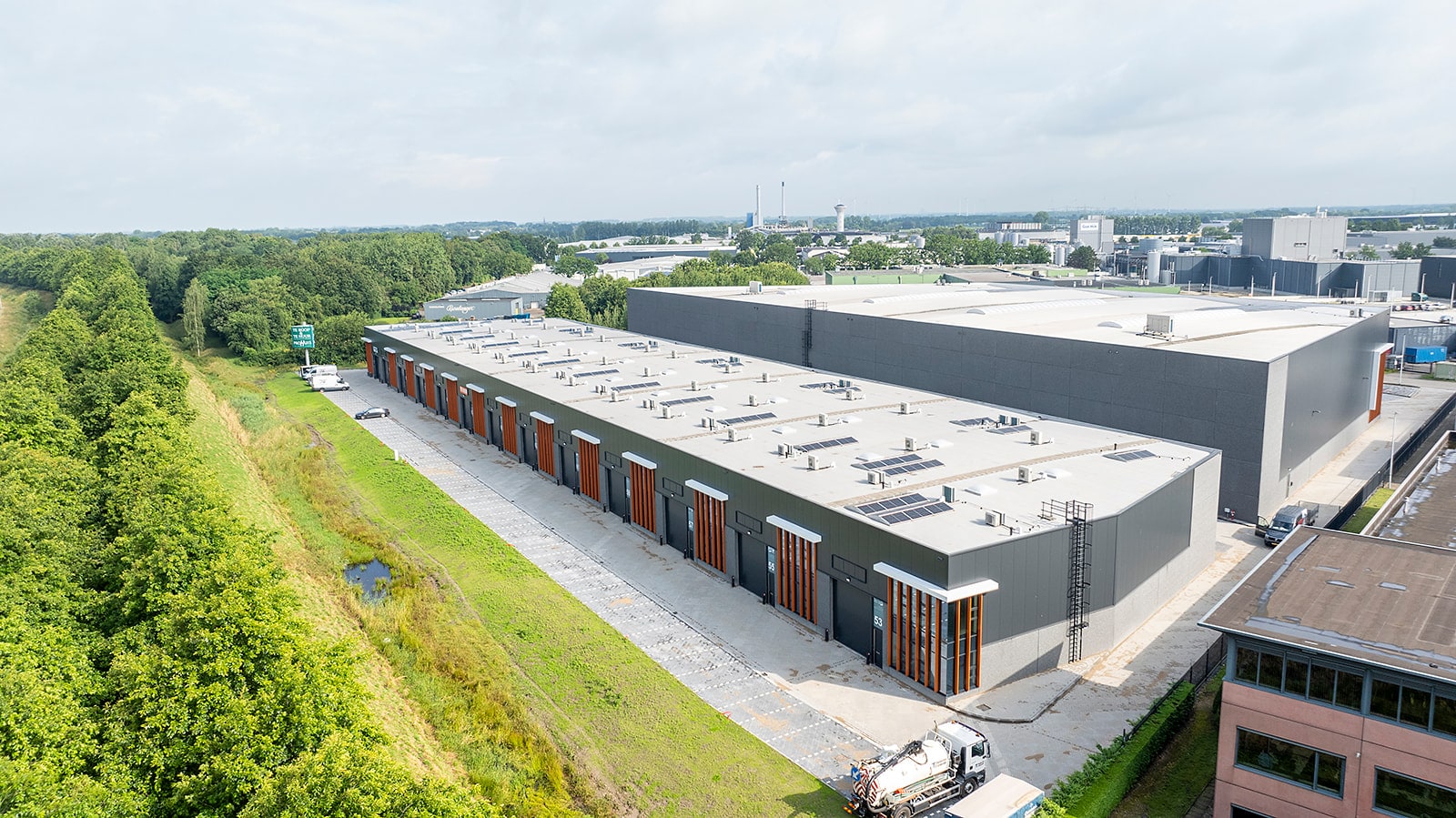 Nieuw in Etten-Leur: 26 bijzonder duurzame, en daarmee toekomstbestendige, bedrijfspanden Beeld: Nuvastgoed