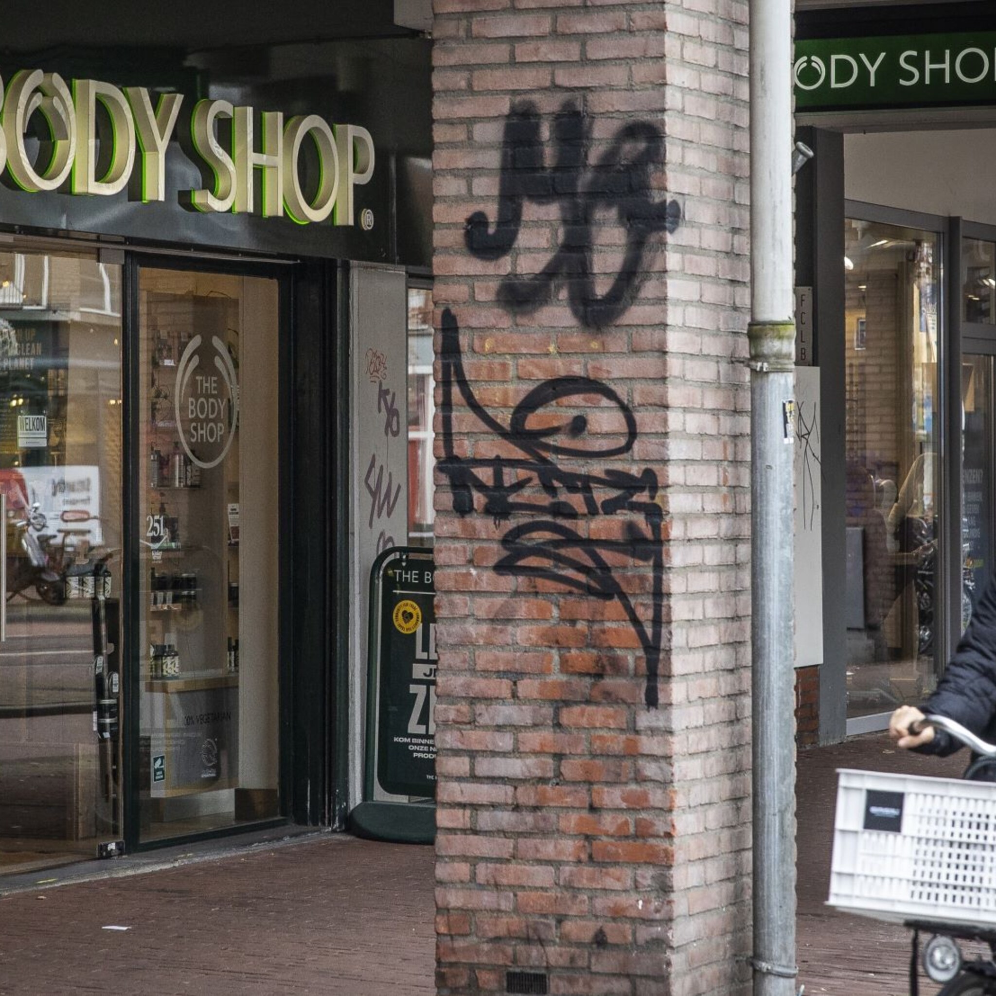 blokker stella fietsen body shop faillissementen winkelstraat
