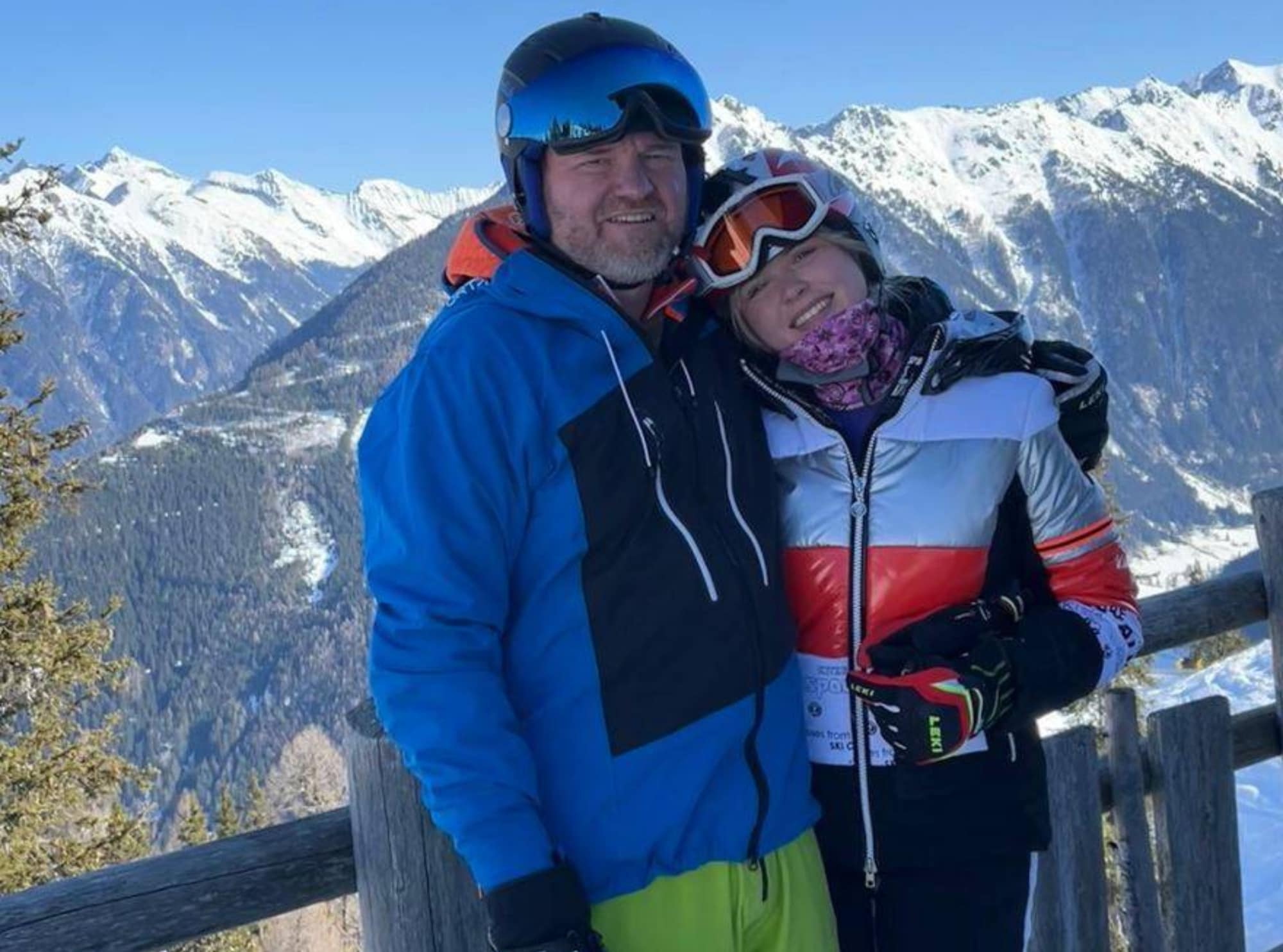 Sanne met haar vader Johan Bezem op wintersportvakantie. AD/privéfoto