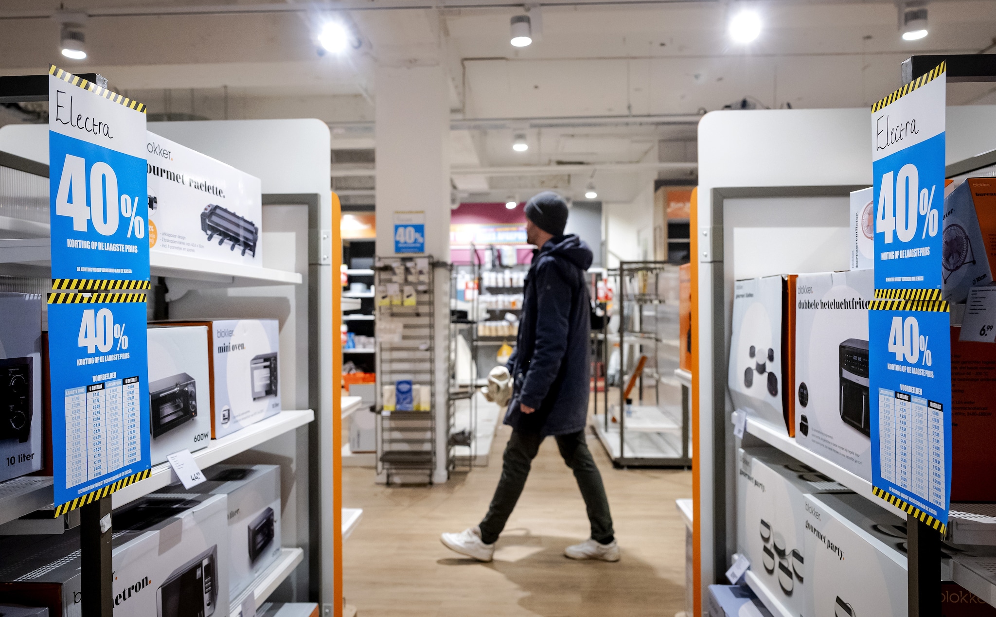 Interieur van een Blokker filiaal waar opheffingsuitverkoop is. Interieur van een Blokker filiaal waar opheffingsuitverkoop is. Foto: ANP