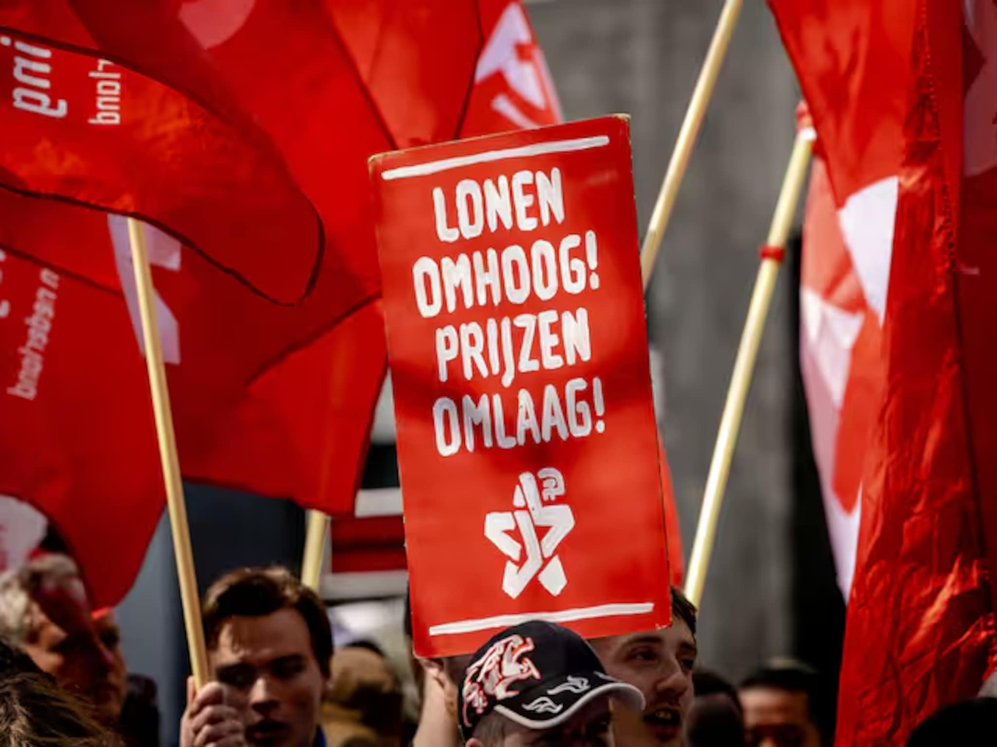 loonstijging fnv mkb salaris loonkosten inflatie loon prijsspiraal