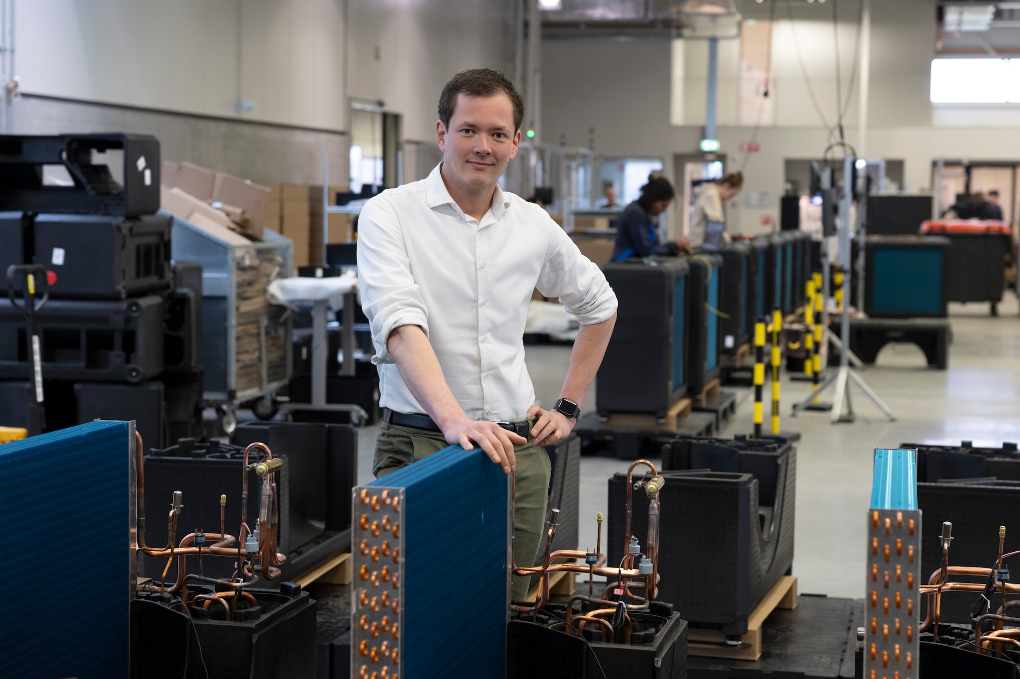 Martijn van de Ven in de productiehal in Duizel, waar zijn bedrijf WeHeat revolutionaire warmtepompen ontwikkelt. Martijn van de Ven in de productiehal in Duizel, waar zijn bedrijf WeHeat revolutionaire warmtepompen ontwikkelt. Foto: Kees Martens/DCI Media