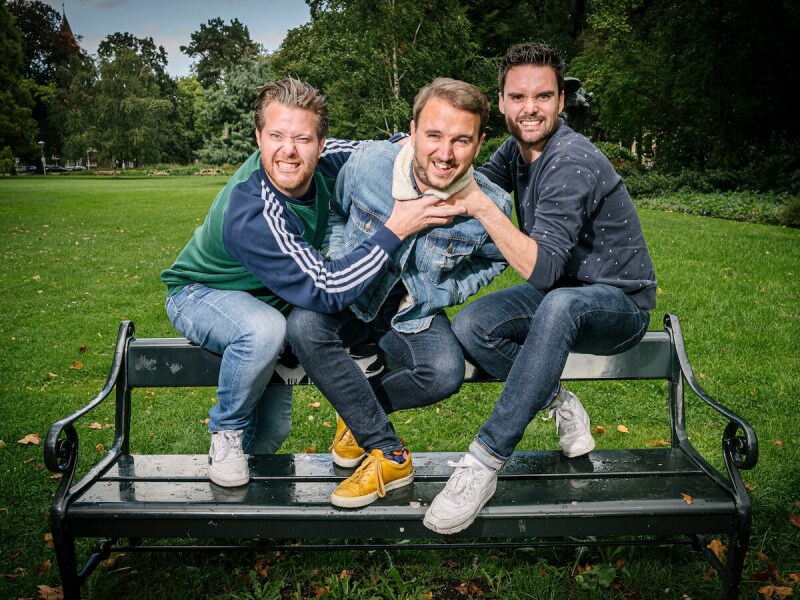 man man man de podcast Chris Bergström, Bas Louissen en Domien Verschuuren. Foto: Erik van 't Woud voor AD