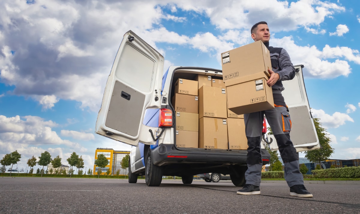Kleine transportondernemers overwegen te stoppen door zero-emissiezones. Kleine transportondernemers overwegen te stoppen door zero-emissiezones. Foto: Shutterstock