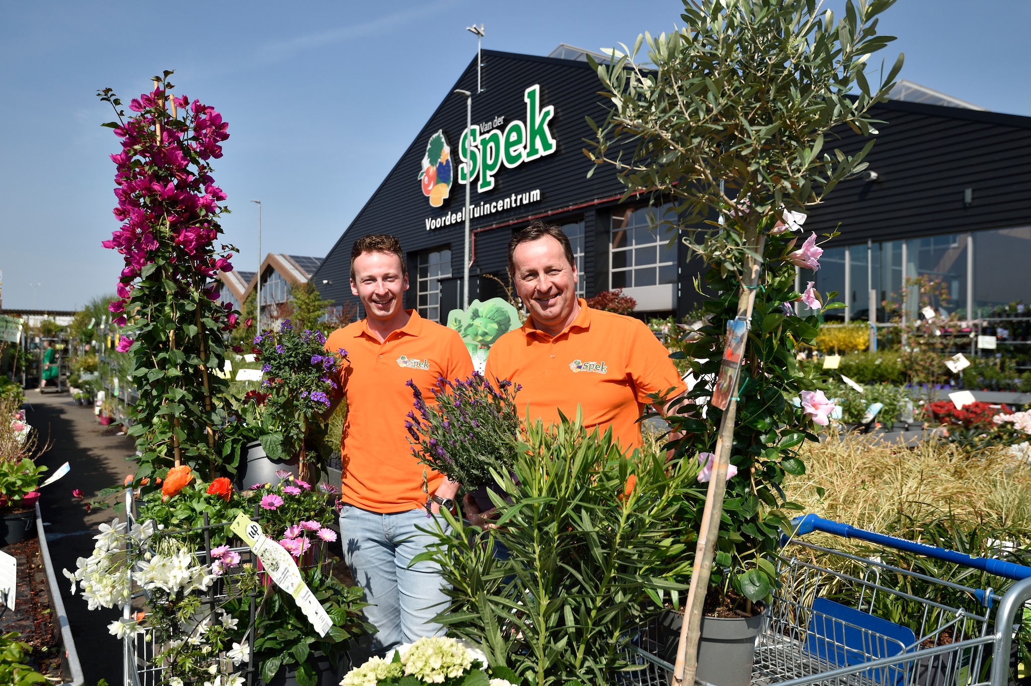 Vader Martien en zoon Ton van der Spek Vader Martien en zoon Ton van der Spek. Foto: AD/Pim Mul.