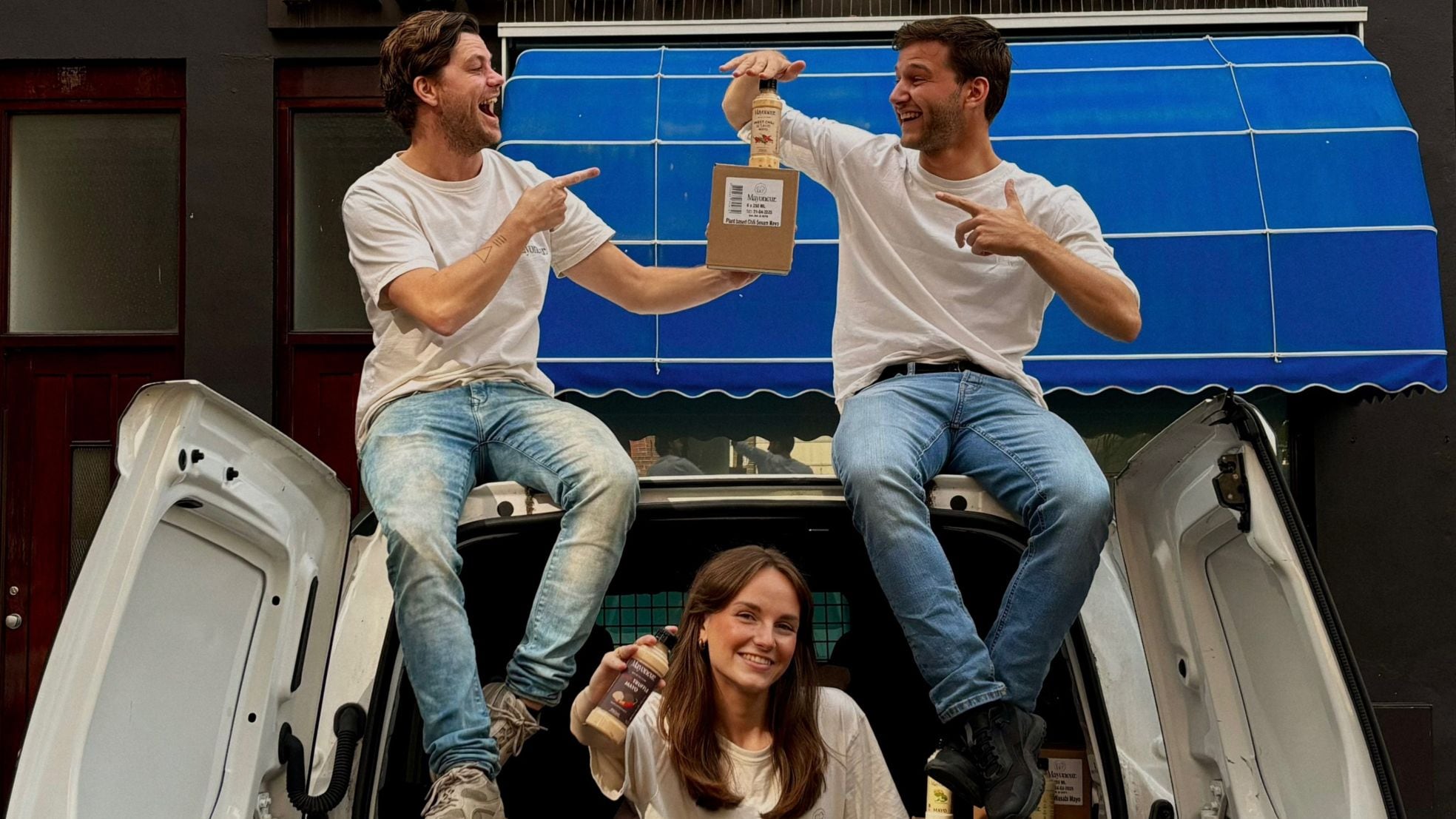 V.l.n.r.: Mayoneur’s mede-oprichter Geert Kranendonk, Luca Sengers van Marketing &amp; Design en COO en Head of Retail Dion Storm. V.l.n.r.: Mayoneur’s mede-oprichter Geert Kranendonk, Luca Sengers van Marketing &amp; Design en COO en Head of Retail Dion Storm. Foto: Mayoneur