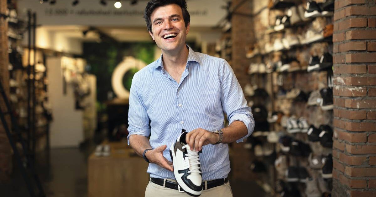 Daan redt jaarlijks 75.000 schoenen van de afvalberg: ‘Voor het eerst ben ik positief over de toekom