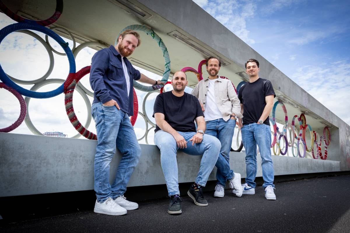 Lennard Kooy (ceo), Badr Eddial (cto), Tim Beyer (coo) en Tom van Wees (cco). Foto: Lleverage Lennard Kooy (ceo), Badr Eddial (cto), Tim Beyer (coo) en Tom van Wees (cco). Foto: Lleverage