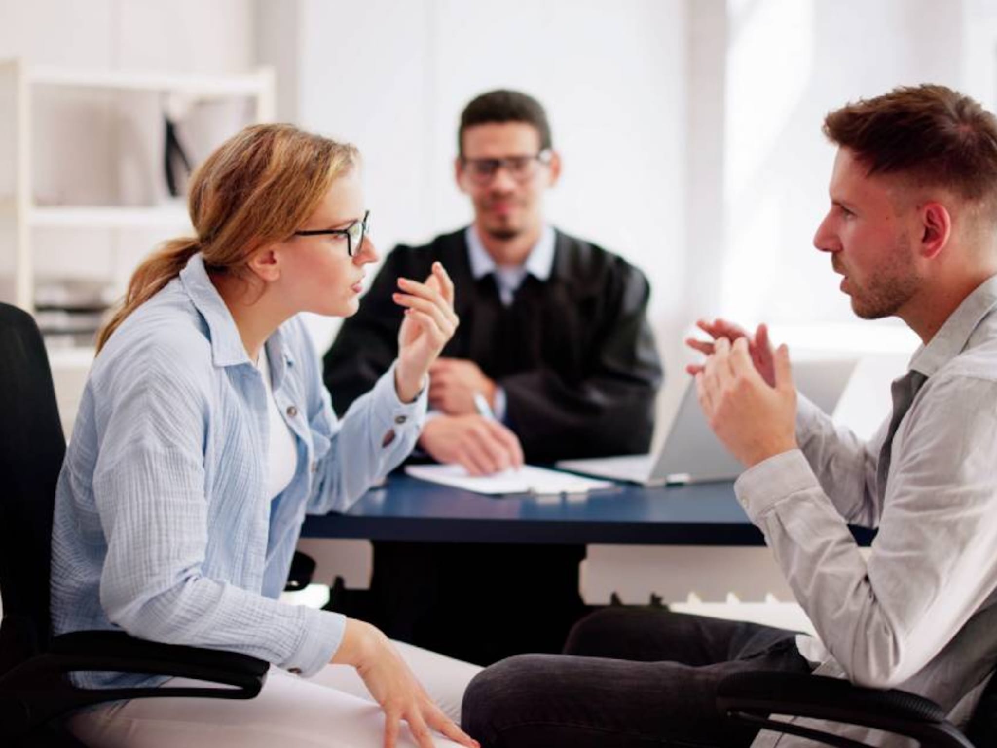 mediation arbeidsconflict bedrijfsarts mediationgesprek advocaat jolien macken