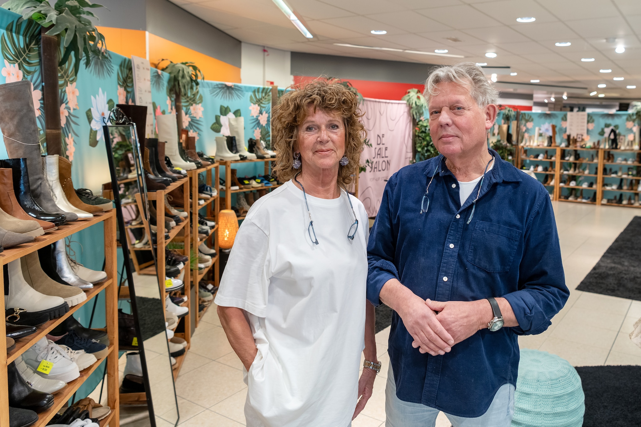 Peter de Peffer en Jane Aussems stoppen met hun popupschoenenwinkel De Sale Salon. Peter de Peffer en Jane Aussems stoppen met hun popupschoenenwinkel De Sale Salon. Foto: Paul van Baardwijk