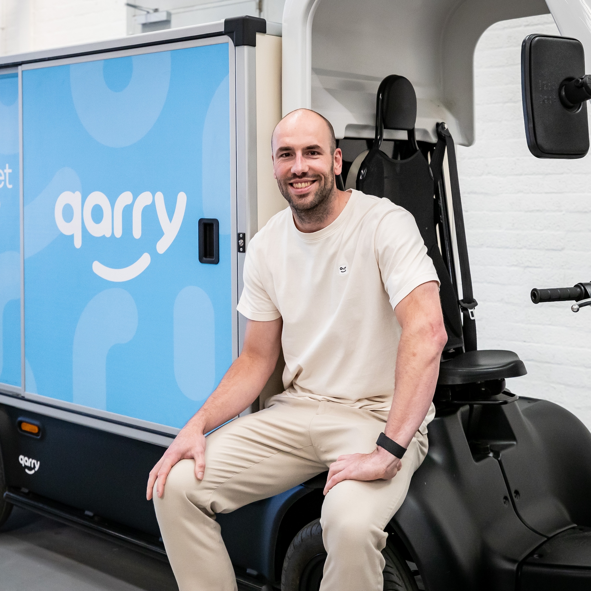 lorenzo engelen qarry elektrisch vervoer senzer lightyear helmond brommer bezorging bestellingen