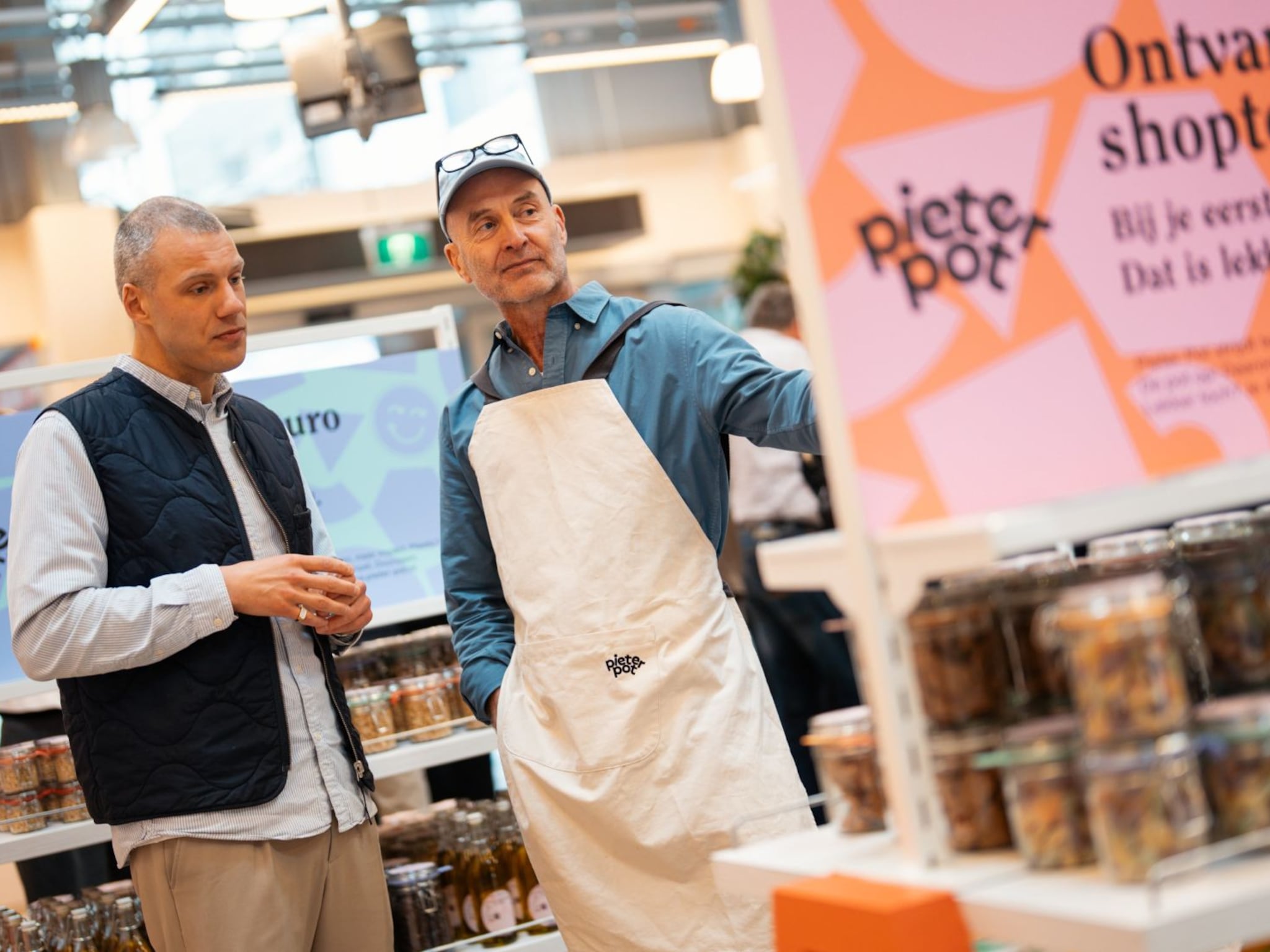 jouri schoemaker pieter post verpakkingsvrije supermarkt winkel droppie utrecht