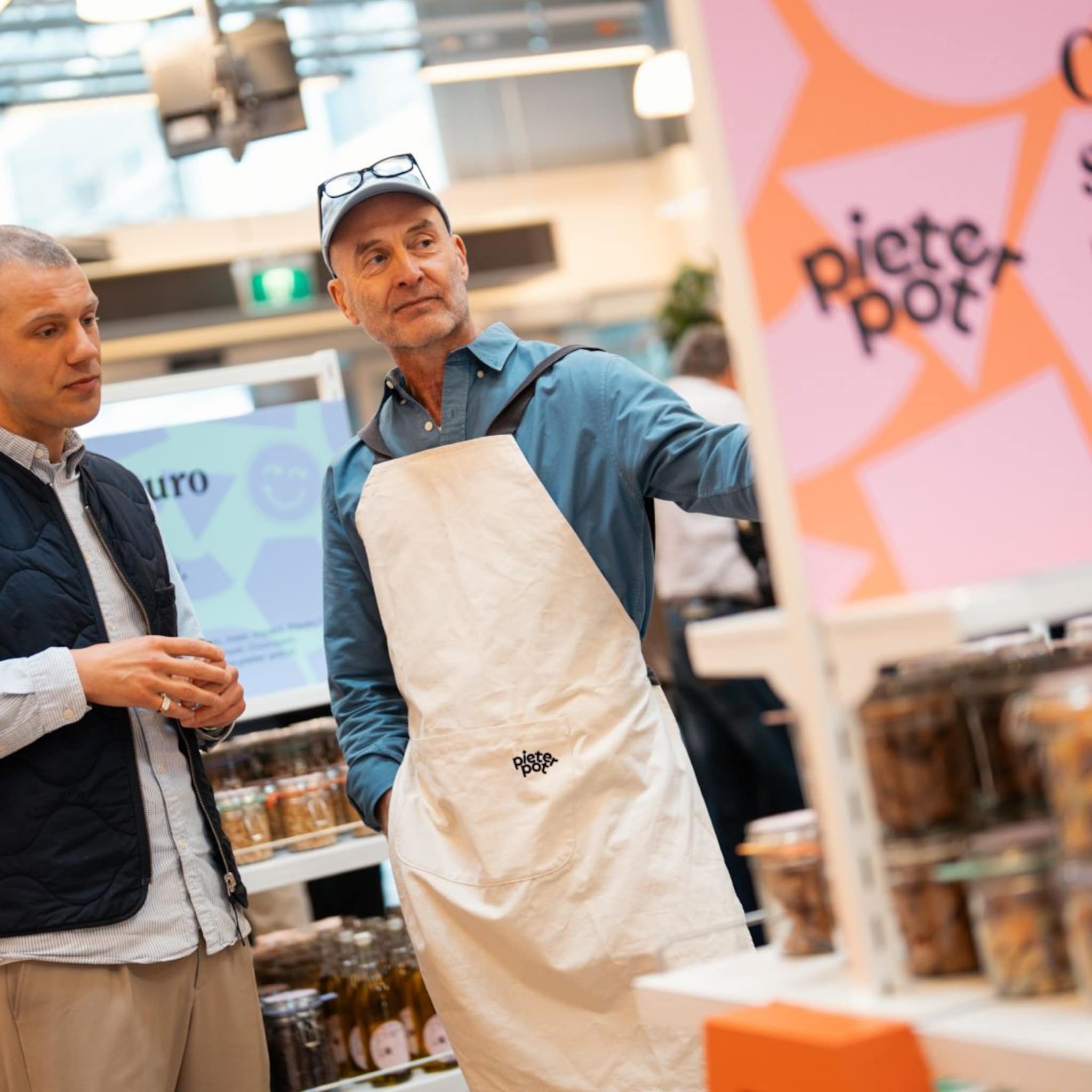 jouri schoemaker pieter post verpakkingsvrije supermarkt winkel droppie utrecht