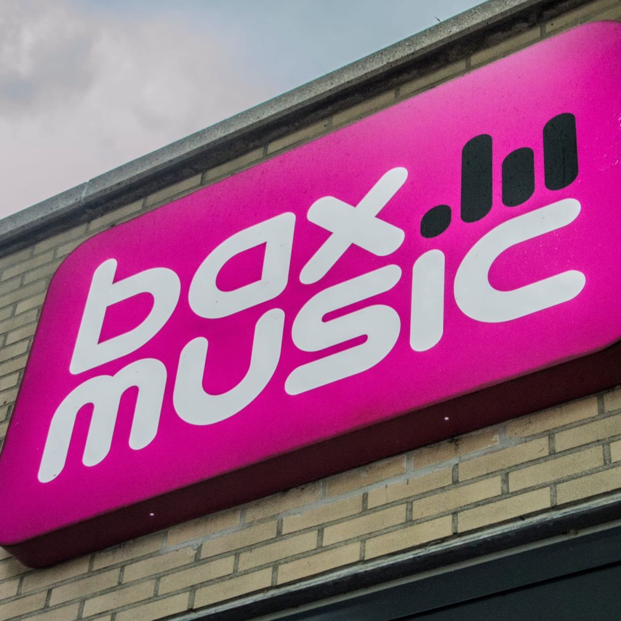 bax music miljoenenschuld schuldeisers doorstart advocaat floris van der weijden