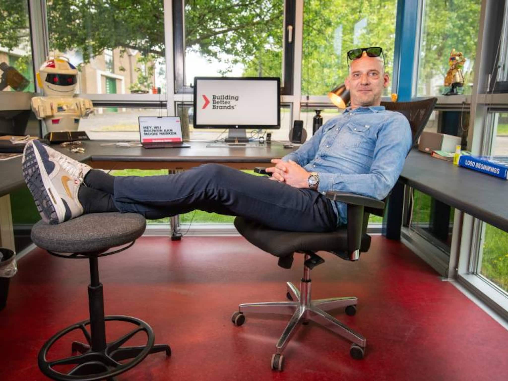 verslaafde ondernemer clemens beneder afkicken boeddhisme 12 stappen afkicken minnesotamodel