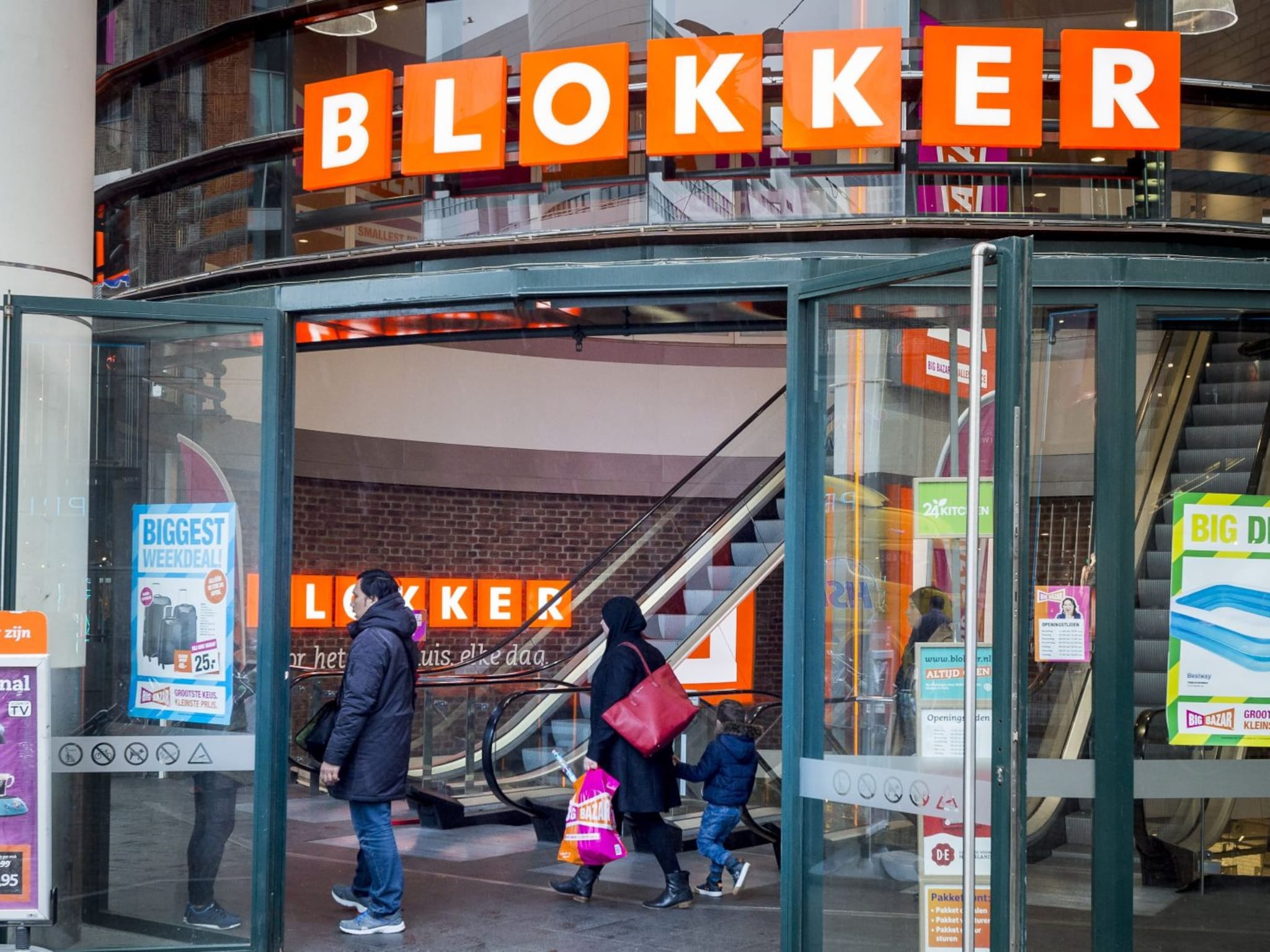 blokker faillissement doorstart roland palmer 40 vestigingen
