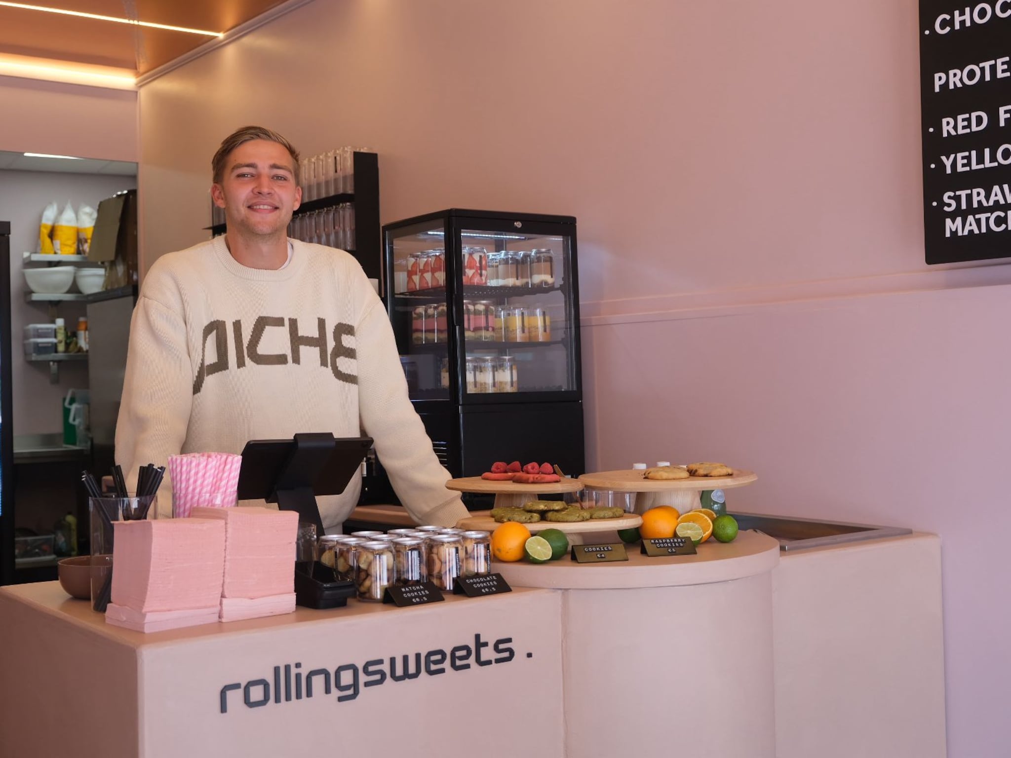 lode van hattum rolling sushi amsterdam tiktok