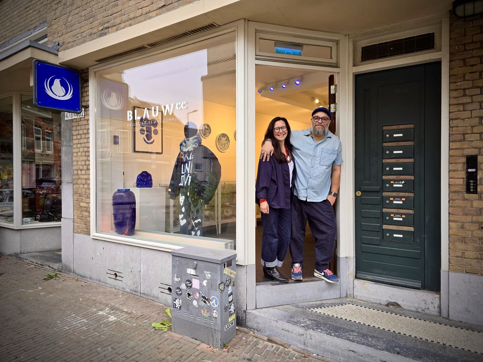 Maarten Reijgersberg, voorzitter van de ondernemersvereniging Zwaanshalskwartier, en zijn vrouw Esther van BlauwCC. Foto: BlauwCC Maarten Reijgersberg, voorzitter van de ondernemersvereniging Zwaanshalskwartier, en zijn vrouw Esther van BlauwCC. Foto: BlauwCC