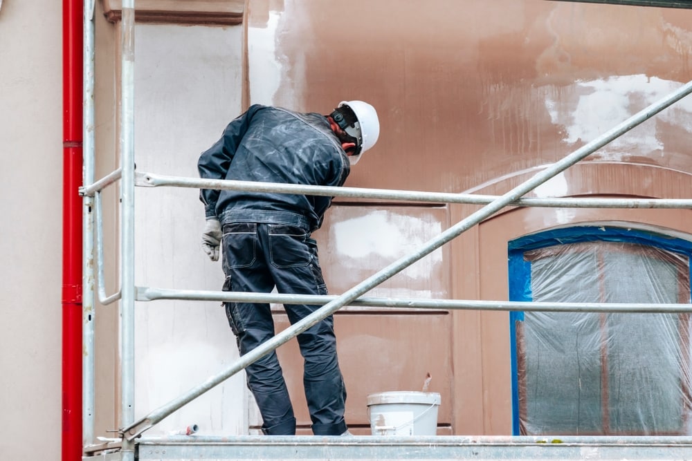Werkt deze schilder volgens de wet? Foto: Shutterstock Werkt deze schilder volgens de wet? Foto: Shutterstock