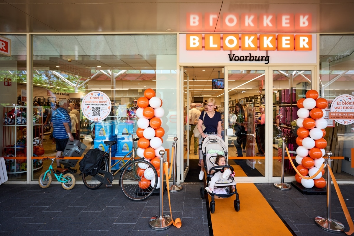 De eerste mensen in de Blokker tijdens de opening van een Blokker NEW filiaal.  De eerste mensen in de Blokker tijdens de opening van een Blokker New-filiaal. Foto: ANP