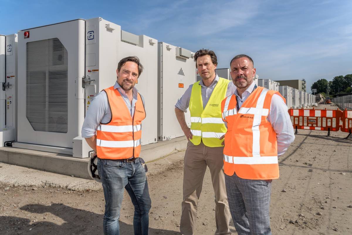 Eiso Vaandrager, ceo en medeoprichter van Dispatch, Dirk-Jan Middelkoop van Fluence Energy en René Jaspers van Equans. V.l.n.r.: Eiso Vaandrager, ceo en medeoprichter van Dispatch, Dirk-Jan Middelkoop van Fluence Energy en René Jaspers van Equans.