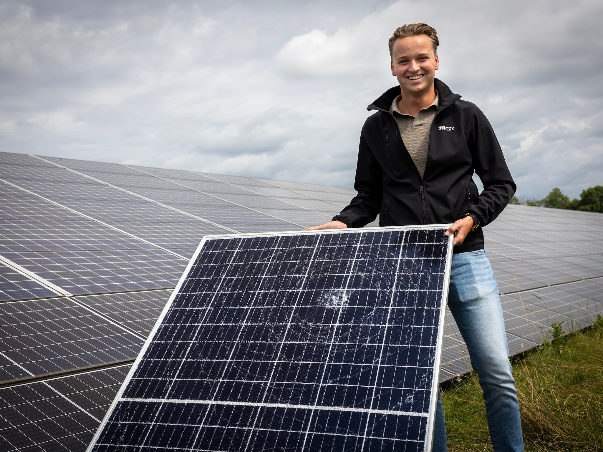 zonnepanelen hergebruiken onmogelijk gijs 22 recyclet er straks 200 000 per jaar