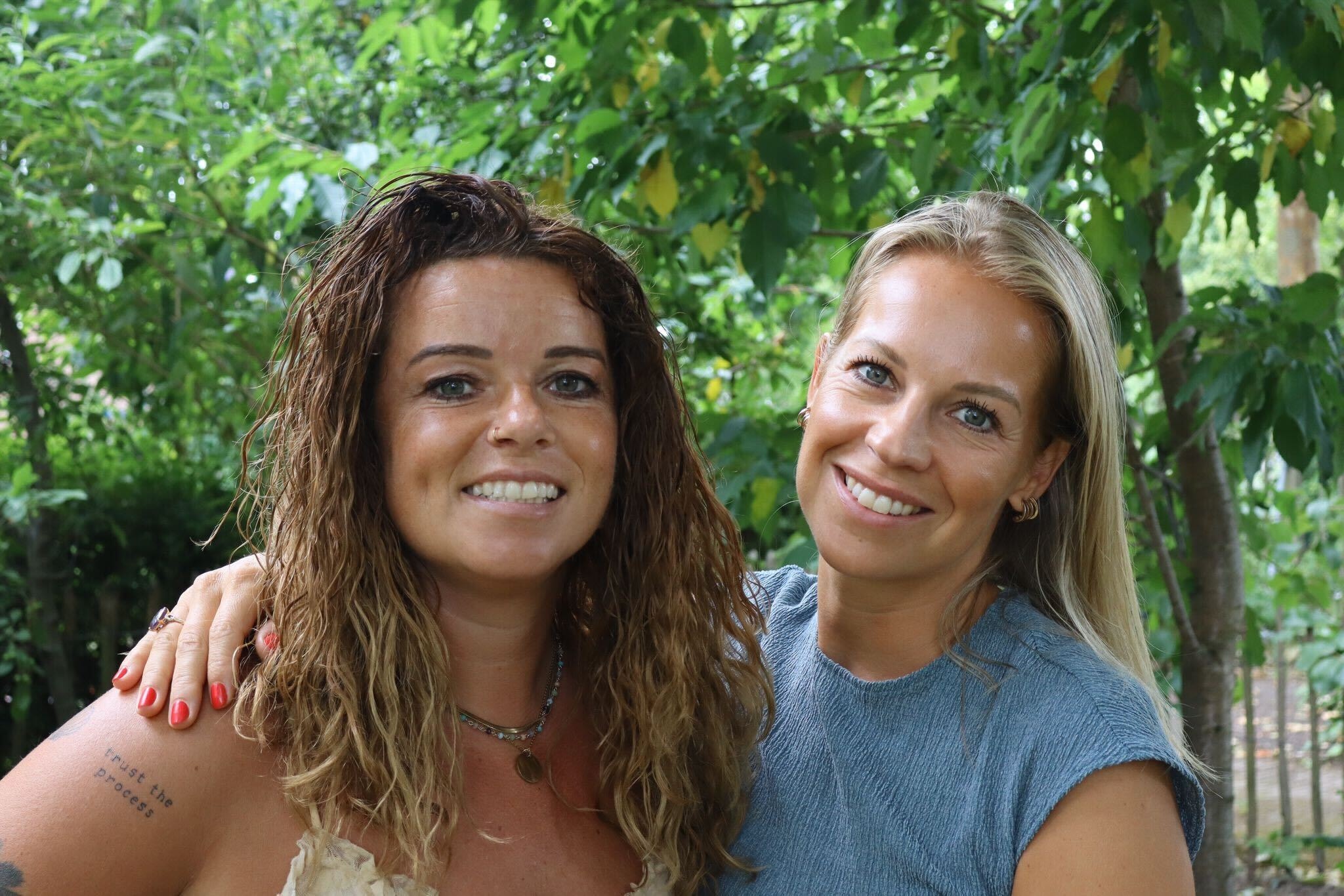 Christa Schep en Merel Lindeboom van The Palmtree Project. Foto: eigen beeld. Christa Schep en Merel Lindeboom van The Palmtree Project. Foto: eigen beeld.