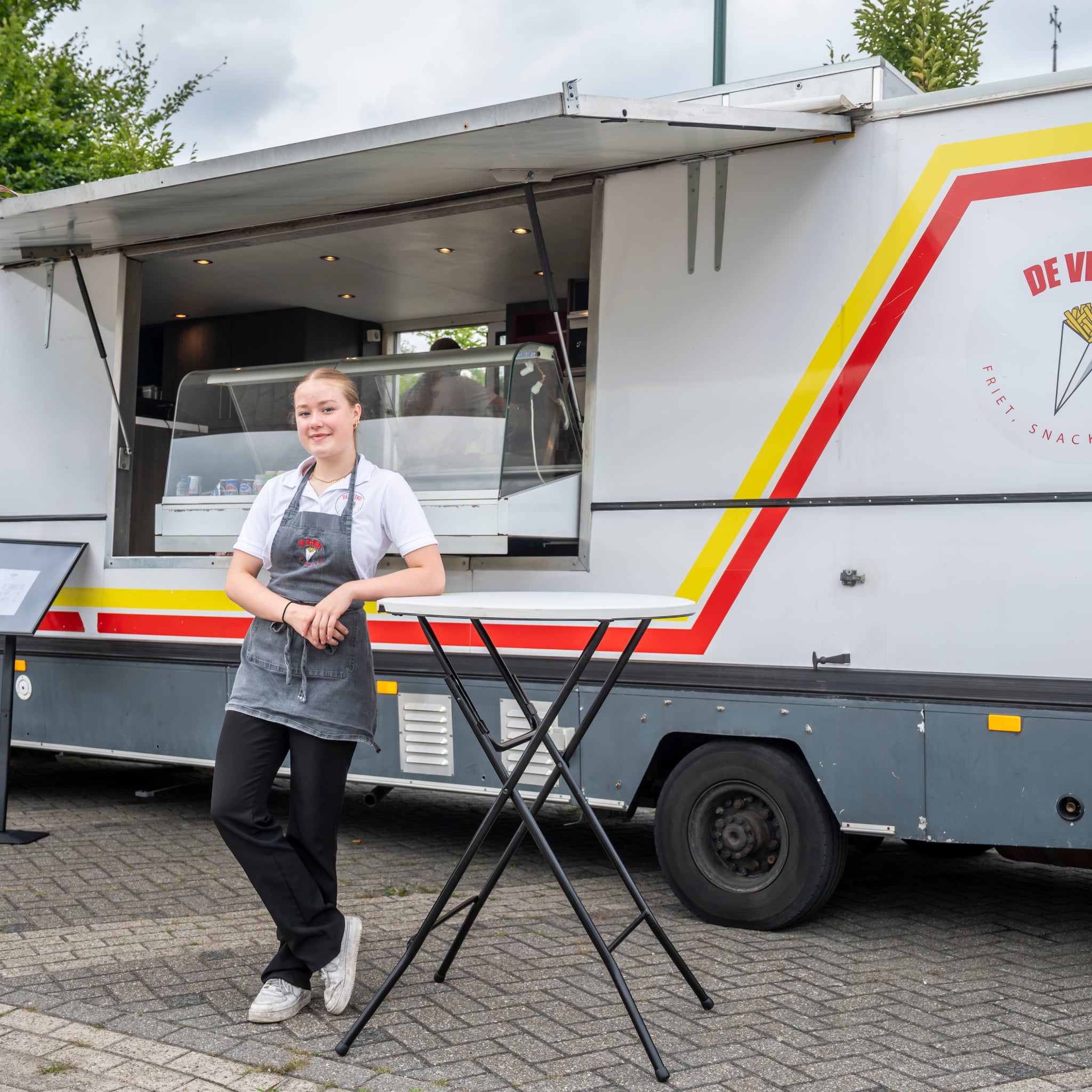 piepjonge ondernemer jasmijn hendriks 15 frietkar vetkei