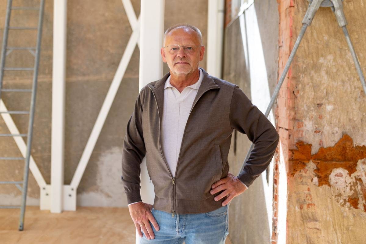 Albert Adema nam in 2007 bouwbedrijf De Vries over. Foto: Lisanne van der Ploeg Albert Adema nam in 2007 bouwbedrijf De Vries over. Foto: Lisanne van der Ploeg