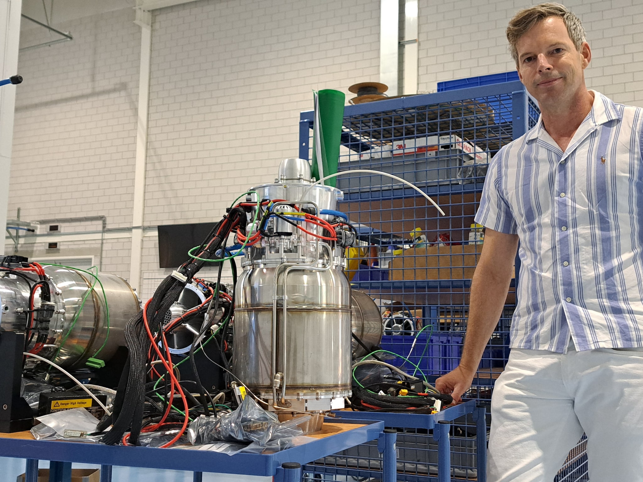 internationale dronebouwer destinus uit hengelo groeit naar 650 man focus ligt nu op defensie