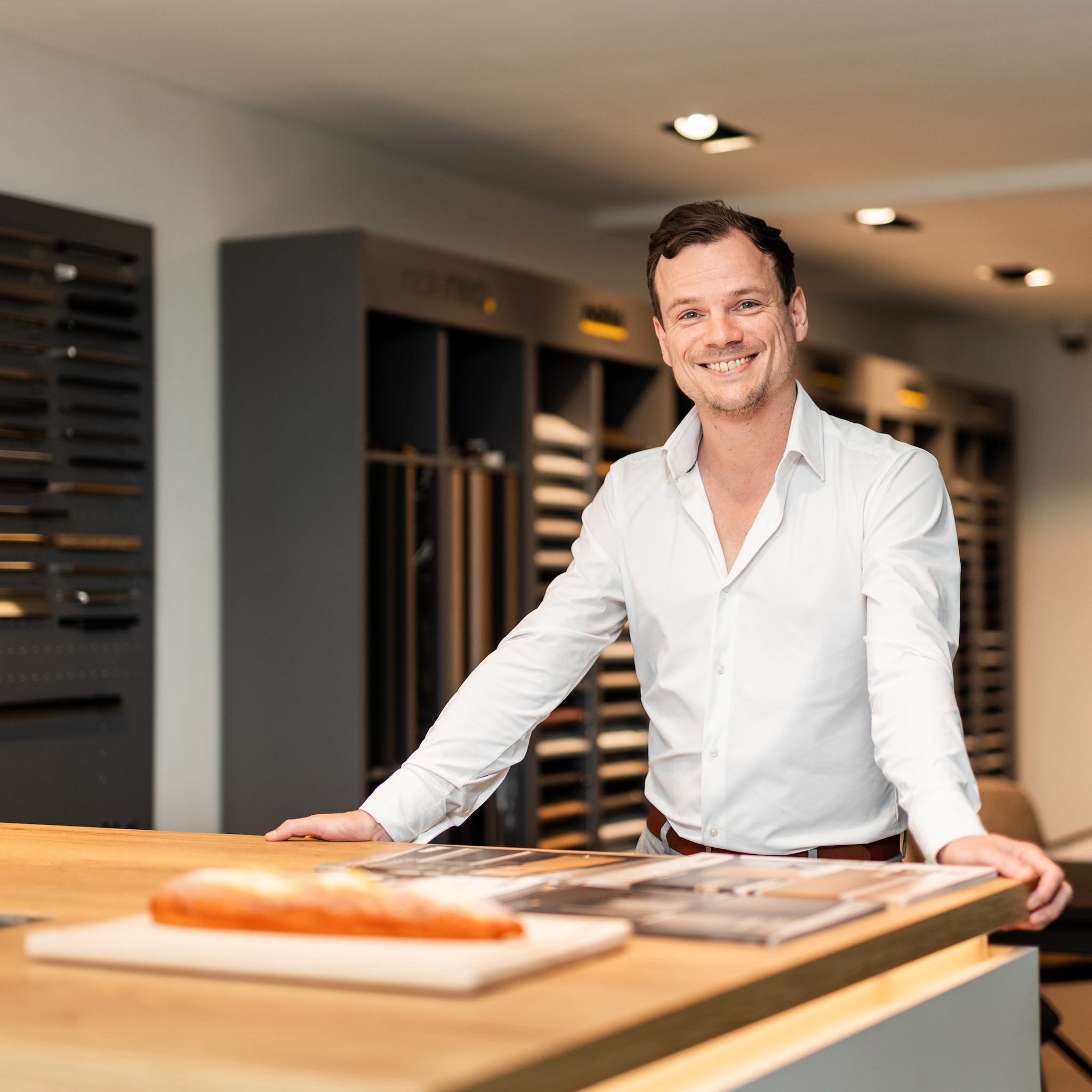 leendert oomen faillissement keuken interkeukens schuld