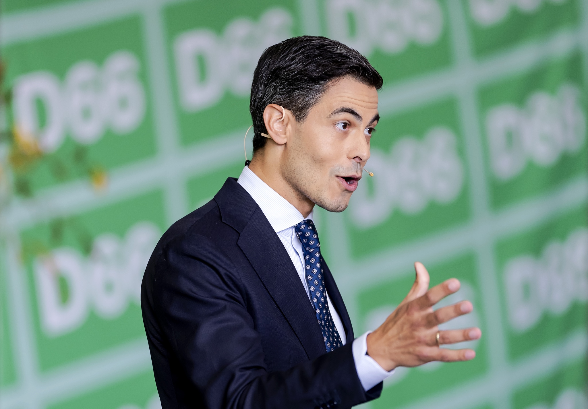 Rob Jetten lijsttrekker van D66 tijdens de presentatie verkiezingsprogramma van D66. Foto: ANP: Robin van Lonkhuijsen. Rob Jetten lijsttrekker van D66 tijdens de presentatie verkiezingsprogramma van D66. Foto: ANP: Robin van Lonkhuijsen.