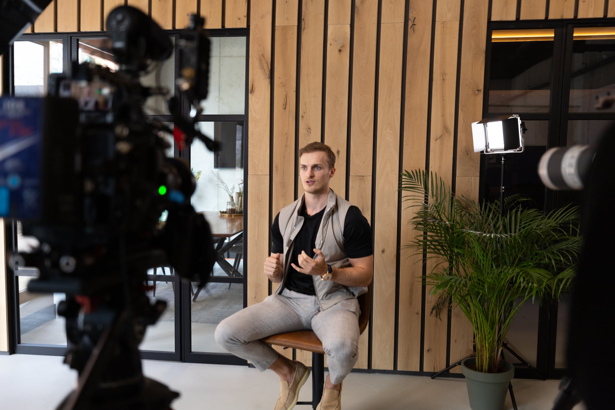 . Controversiële marketing en AI-strategie stuwen Flatline naar nieuwe hoogten. Beeld: Flatline Agency