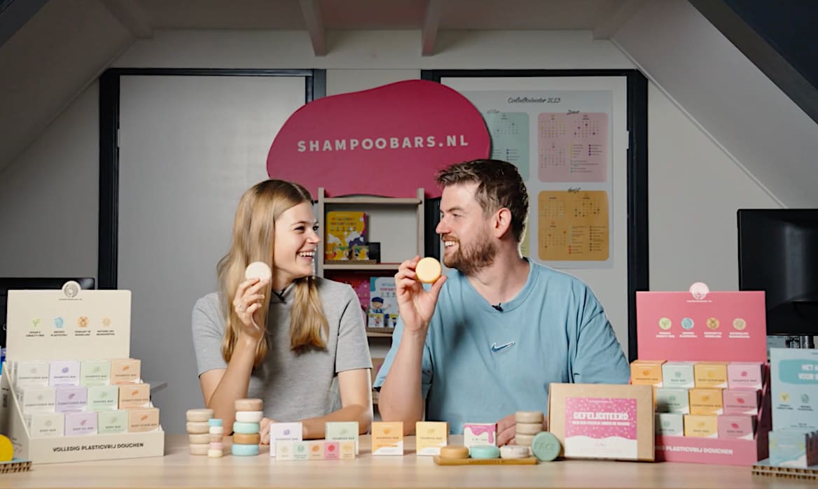 Lyan Garritsen en Mark Sanders, oprichters van Shampoo Bars. Foto: Shampoo Bars Lyan Garritsen en Mark Sanders, oprichters van Shampoo Bars. Foto: Shampoo Bars